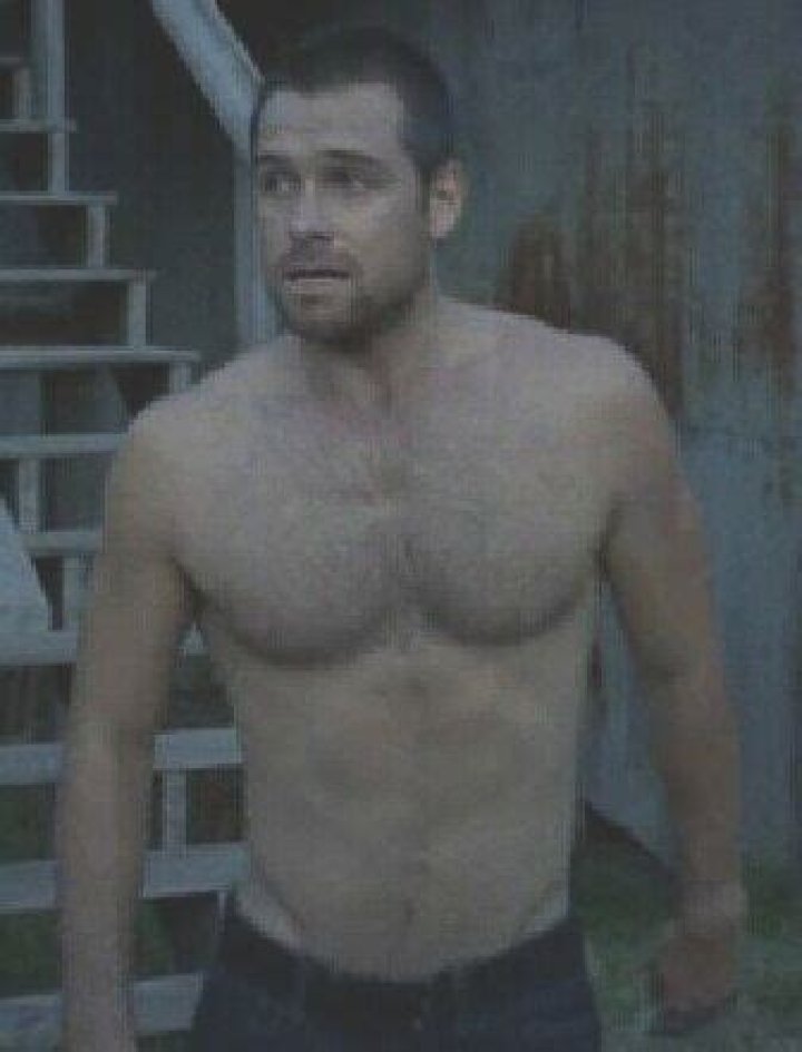 Tony Starr's Impressive Physique: Admiring The Actor's Strength