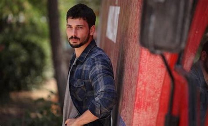 Deniz: A Shining Star In Turkish Cinema