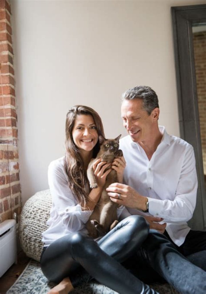 Unveiling The Mysteries: Dr. Mark Hyman's Wife Age And More