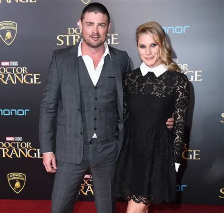 Karl Urban's Love Life: What To Expect In 2024