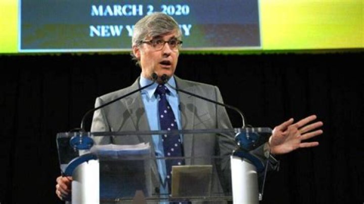 Uncover The Real Identity Behind Mo Rocca