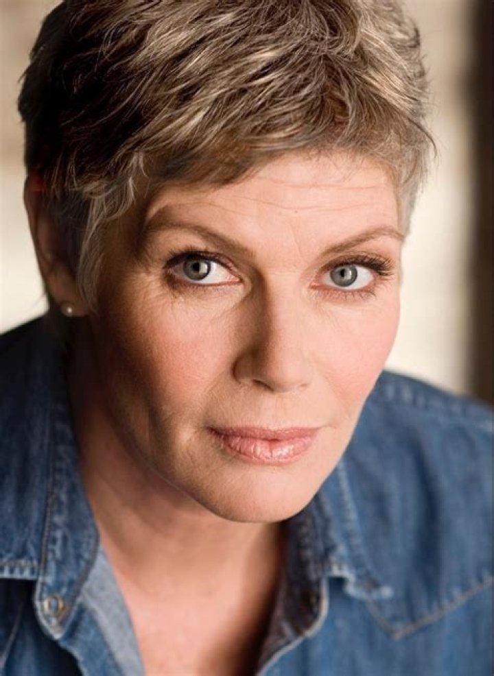 Breaking News: Shocking Obituary Of Kelly McGillis Emerges In 2018
